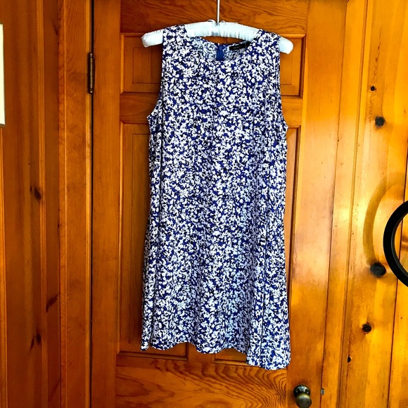 HALOGEN lightweight sleeveless dress in a black and white print on blue. Size 1X - Picture 2 of 2